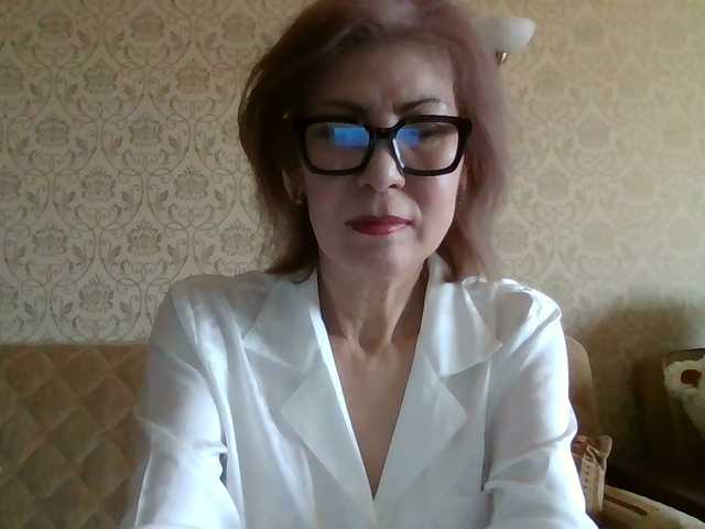 Elegant00Lady's BongaCams show and profile