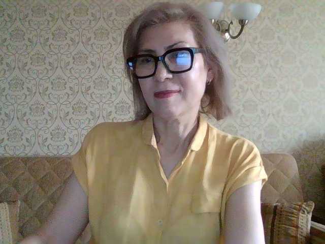 Elegant00Lady