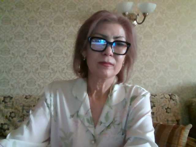 Elegant00Lady live cam on BongaCams
