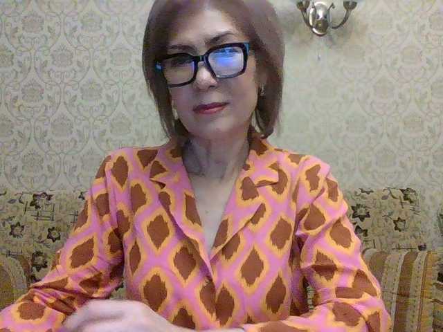 Elegant00Lady live cam on BongaCams