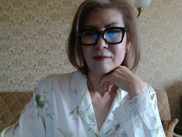 Elegant00Lady