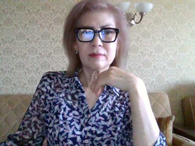 Elegant00Lady