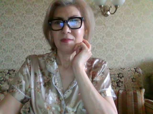 Elegant00Lady