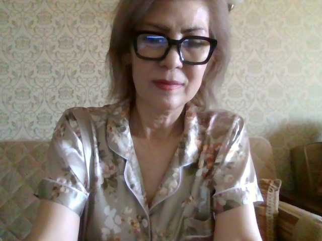 Elegant00Lady live cam on BongaCams
