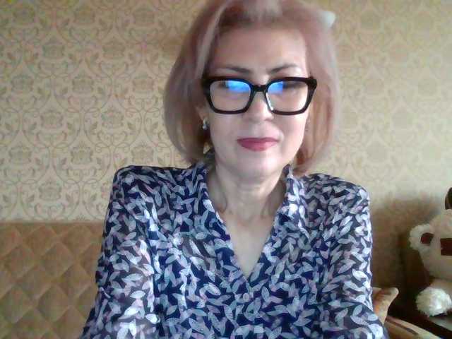 Elegant00Lady