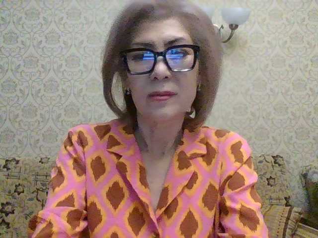 Elegant00Lady live cam on BongaCams