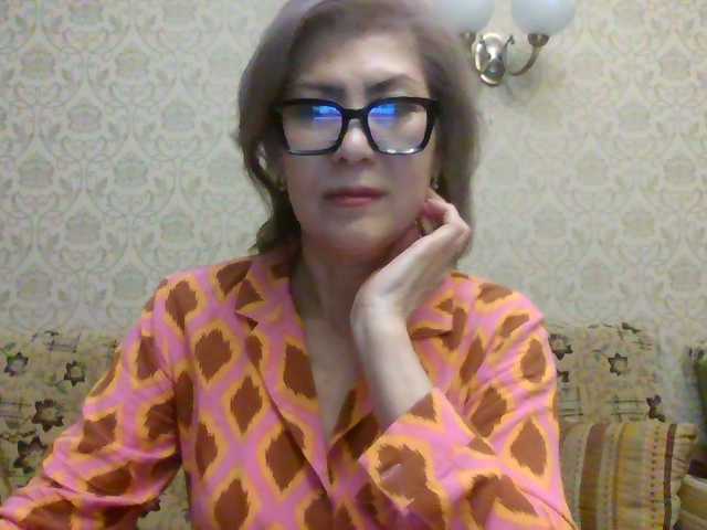 Elegant00Lady live cam on BongaCams
