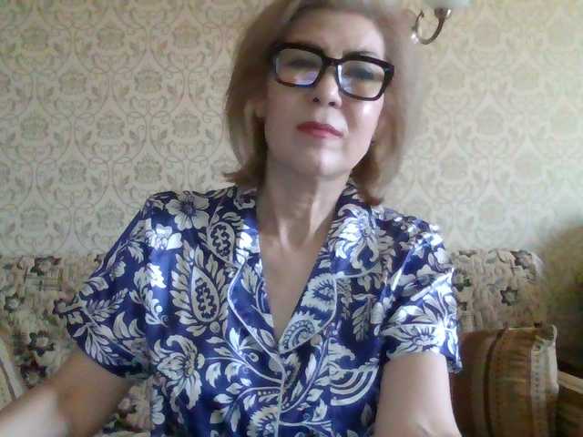 Elegant00Lady