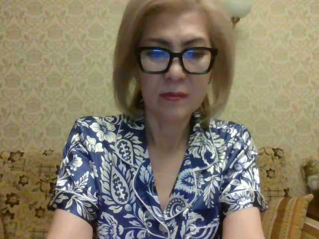 Elegant00Lady