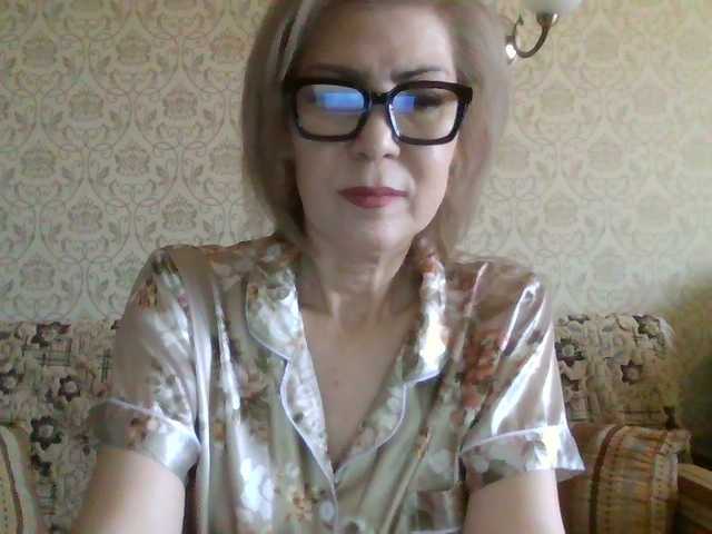 Elegant00Lady