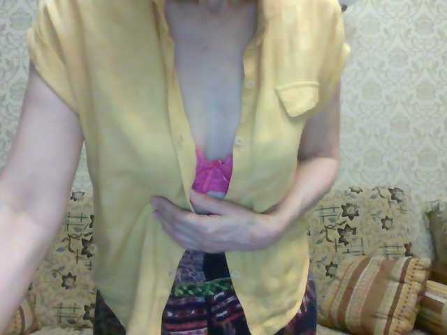 ElegantLady00 live cam preview