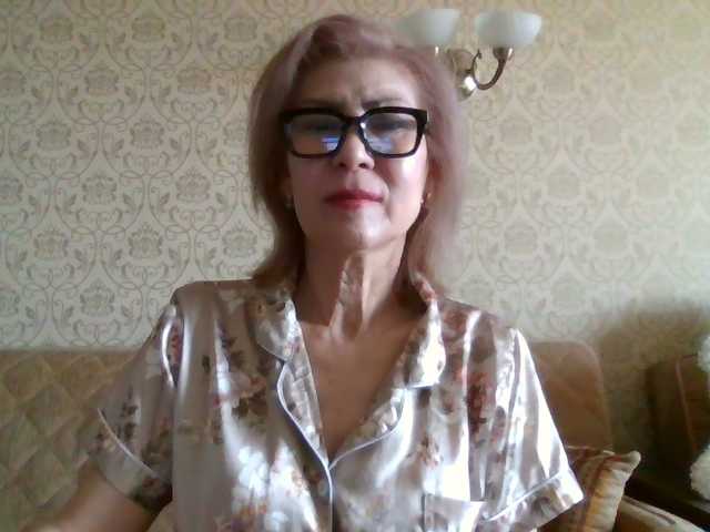 Elegant00Lady