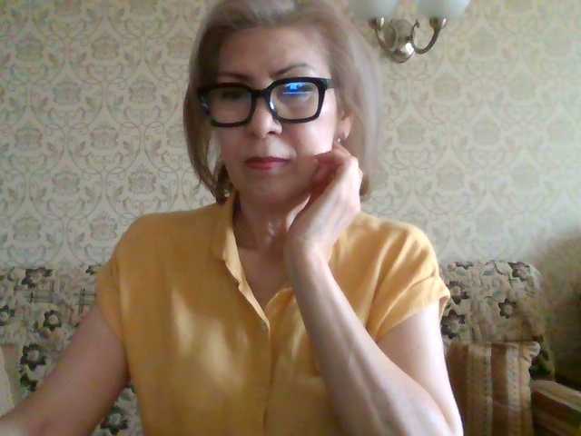Elegant00Lady
