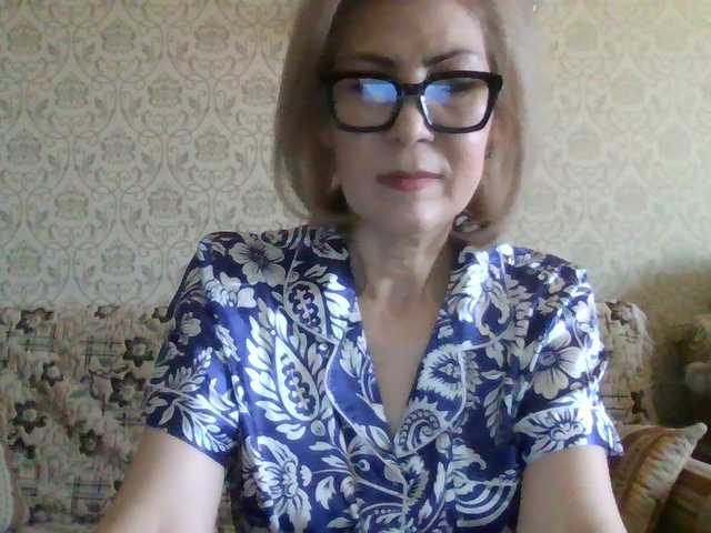 Elegant00Lady
