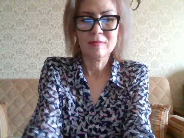 Elegant00Lady