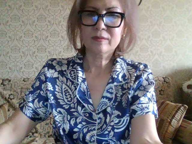 Elegant00Lady