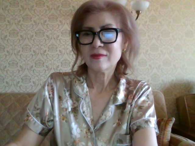 Elegant00Lady