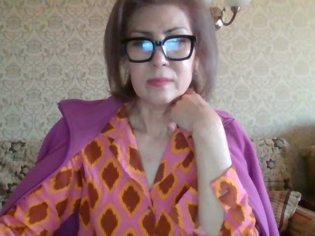ElegantLady00 live cam preview
