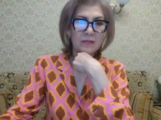 Elegant00Lady live cam on BongaCams