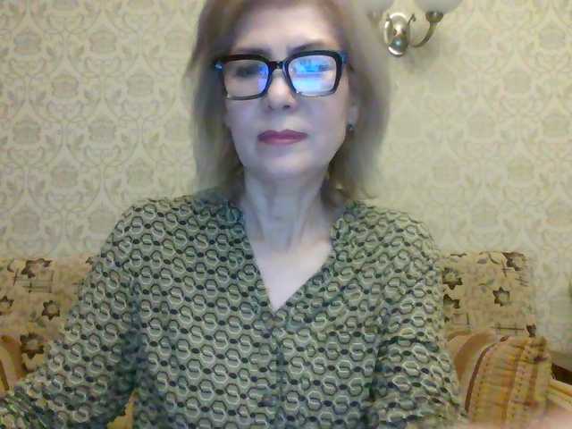 Elegant00Lady live cam on BongaCams