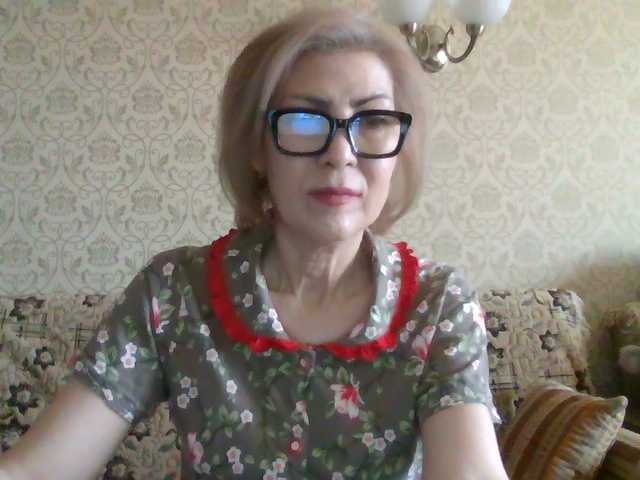 Elegant00Lady