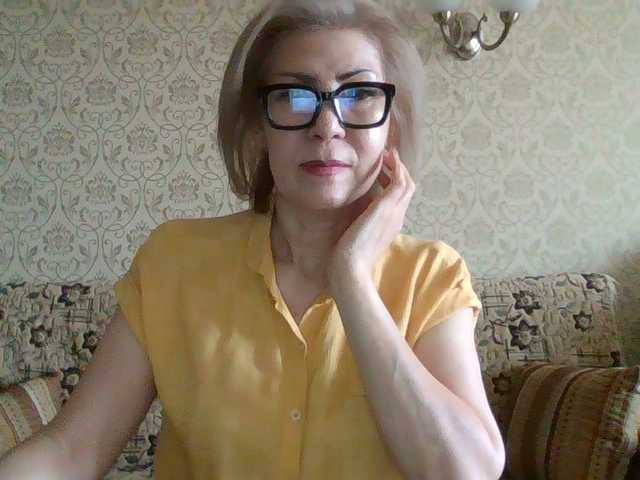 Elegant00Lady live cam on BongaCams