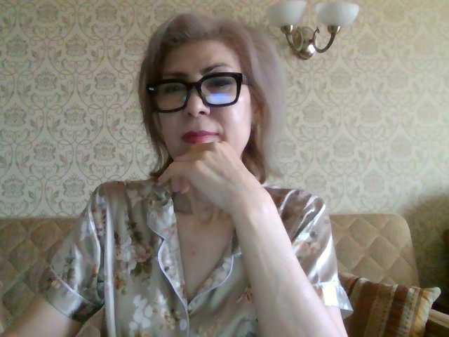 Elegant00Lady live cam on BongaCams