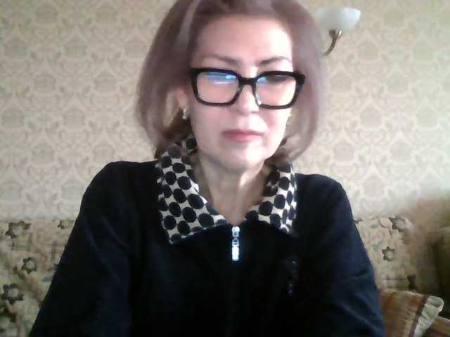 ElegantLady00 live cam preview