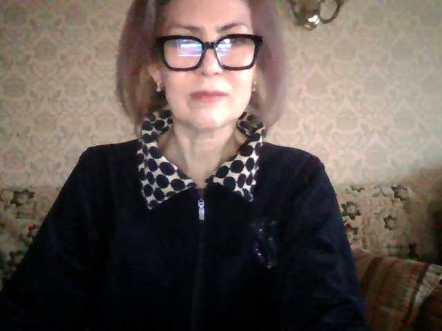 ElegantLady00 live cam preview