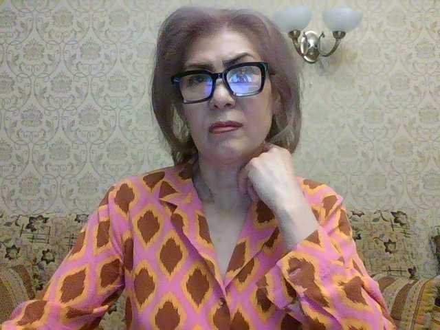 Elegant00Lady live cam on BongaCams