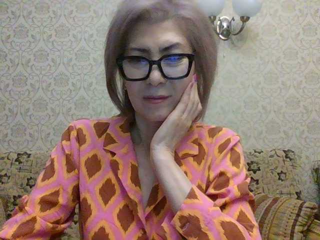 Elegant00Lady