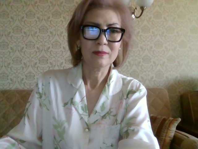 Elegant00Lady
