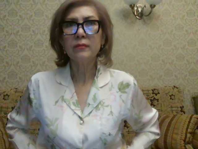 Elegant00Lady