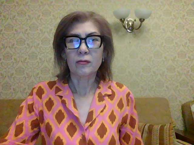 Elegant00Lady's BongaCams show and profile