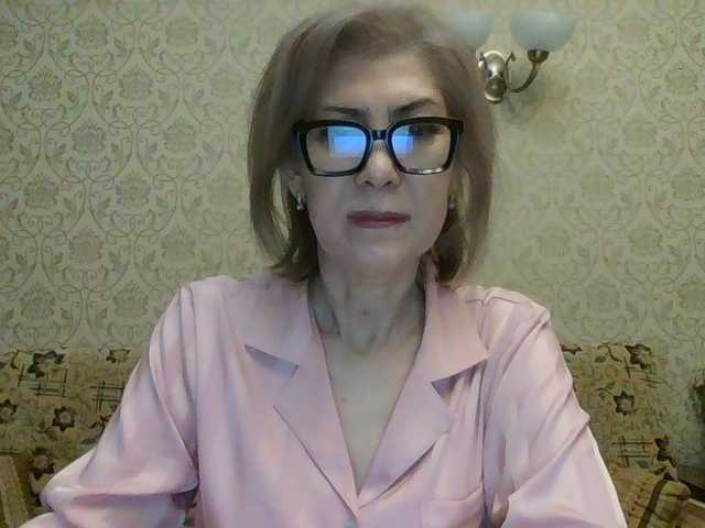 Elegant00Lady