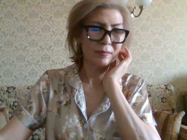Elegant00Lady live cam on BongaCams