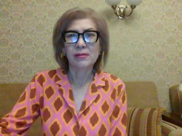 Elegant00Lady