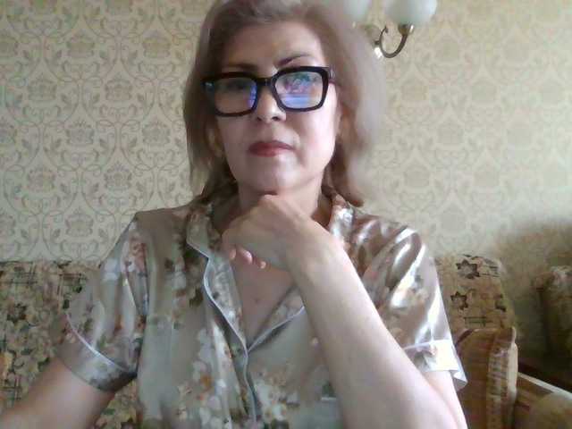 Elegant00Lady live cam on BongaCams