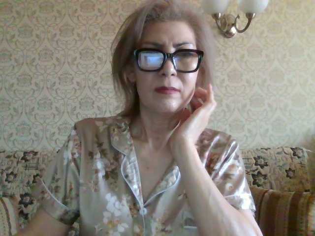 Elegant00Lady