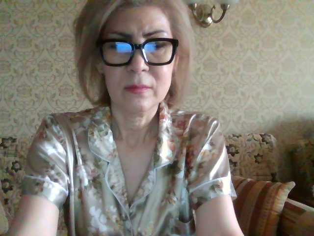 Elegant00Lady