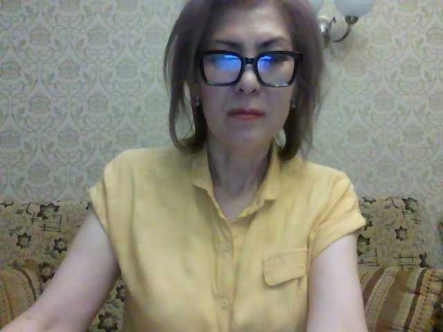 Elegant00Lady live cam on BongaCams
