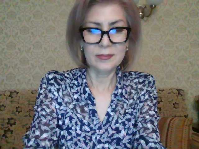Elegant00Lady