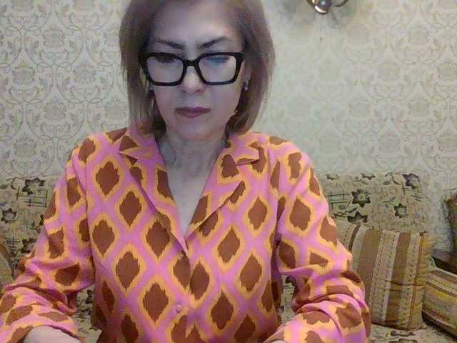 Elegant00Lady live cam on BongaCams