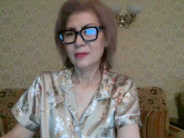 Elegant00Lady live cam on BongaCams