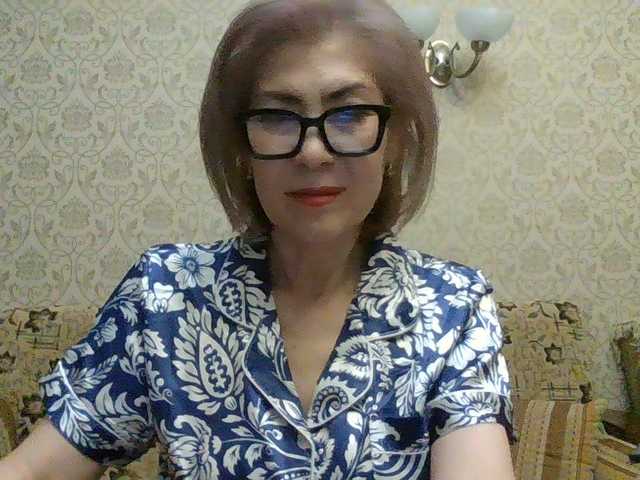 Elegant00Lady