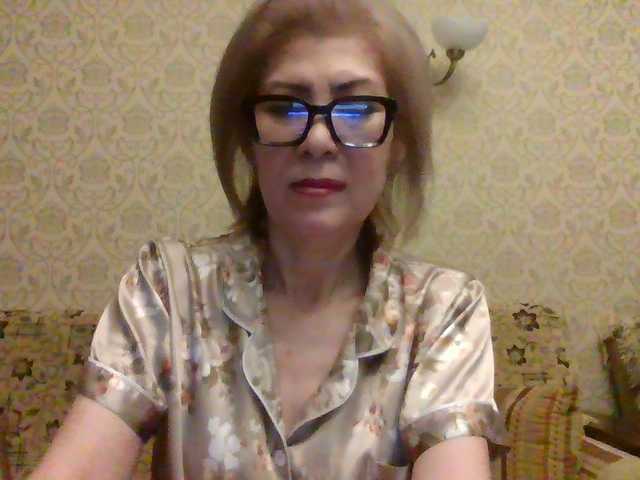 Elegant00Lady live cam on BongaCams