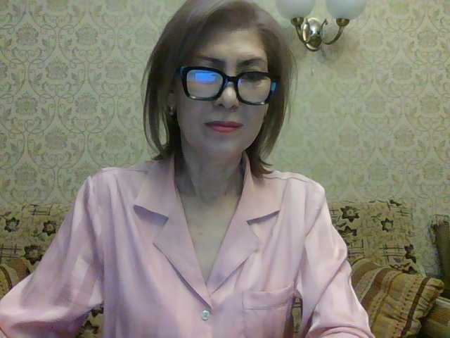 Elegant00Lady live cam on BongaCams