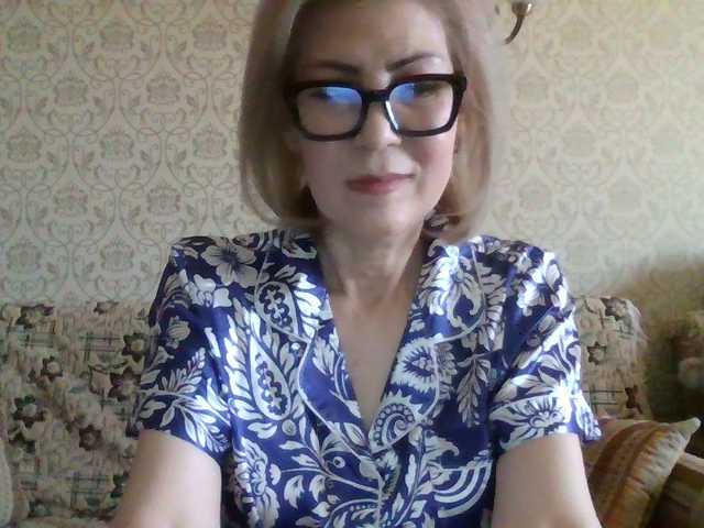 Elegant00Lady live cam on BongaCams