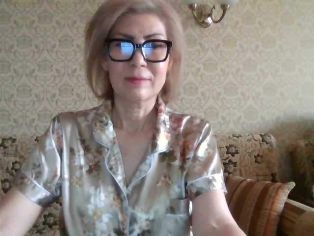 Elegant00Lady