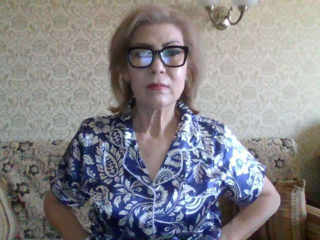 Elegant00Lady